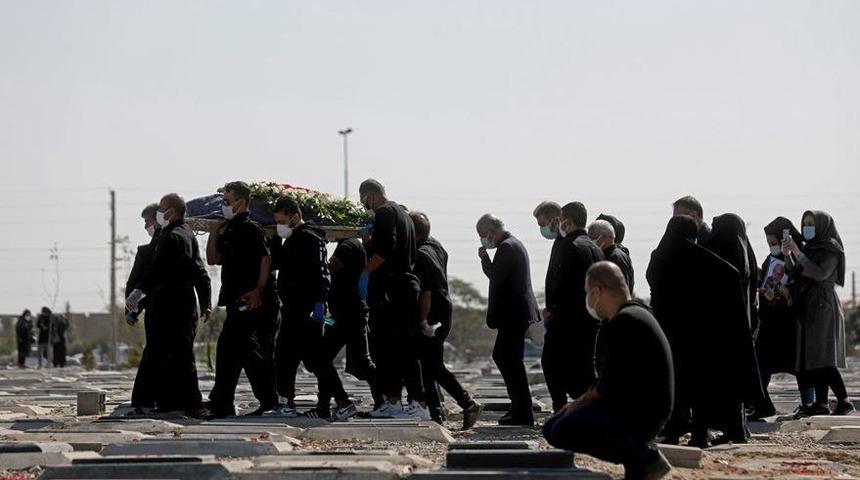 Bir günde koronavirüsten rekor sayıda ölüm