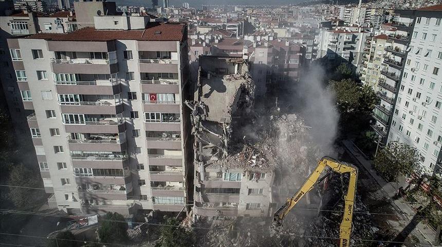 DASK İzmir'de ilk ödemelere başladı