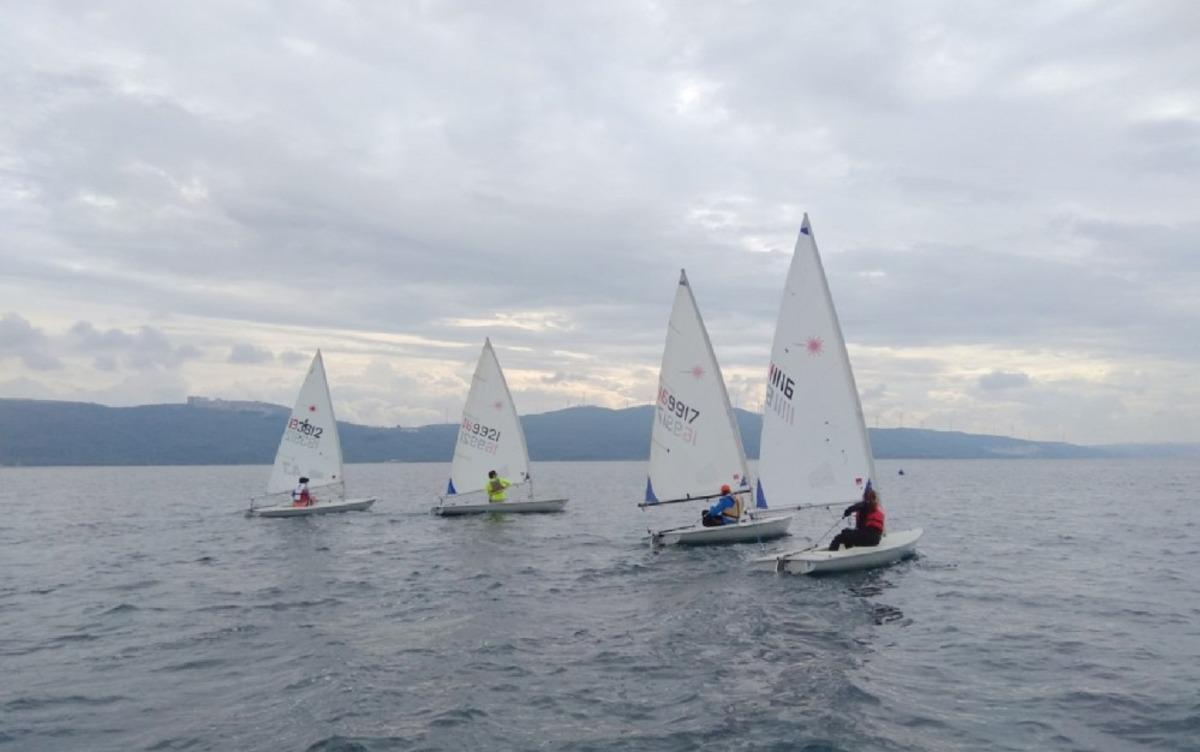 Erdek&rsquo;te Cumhuriyet Kupası Yelken Yarışması d&uuml;zenlendi