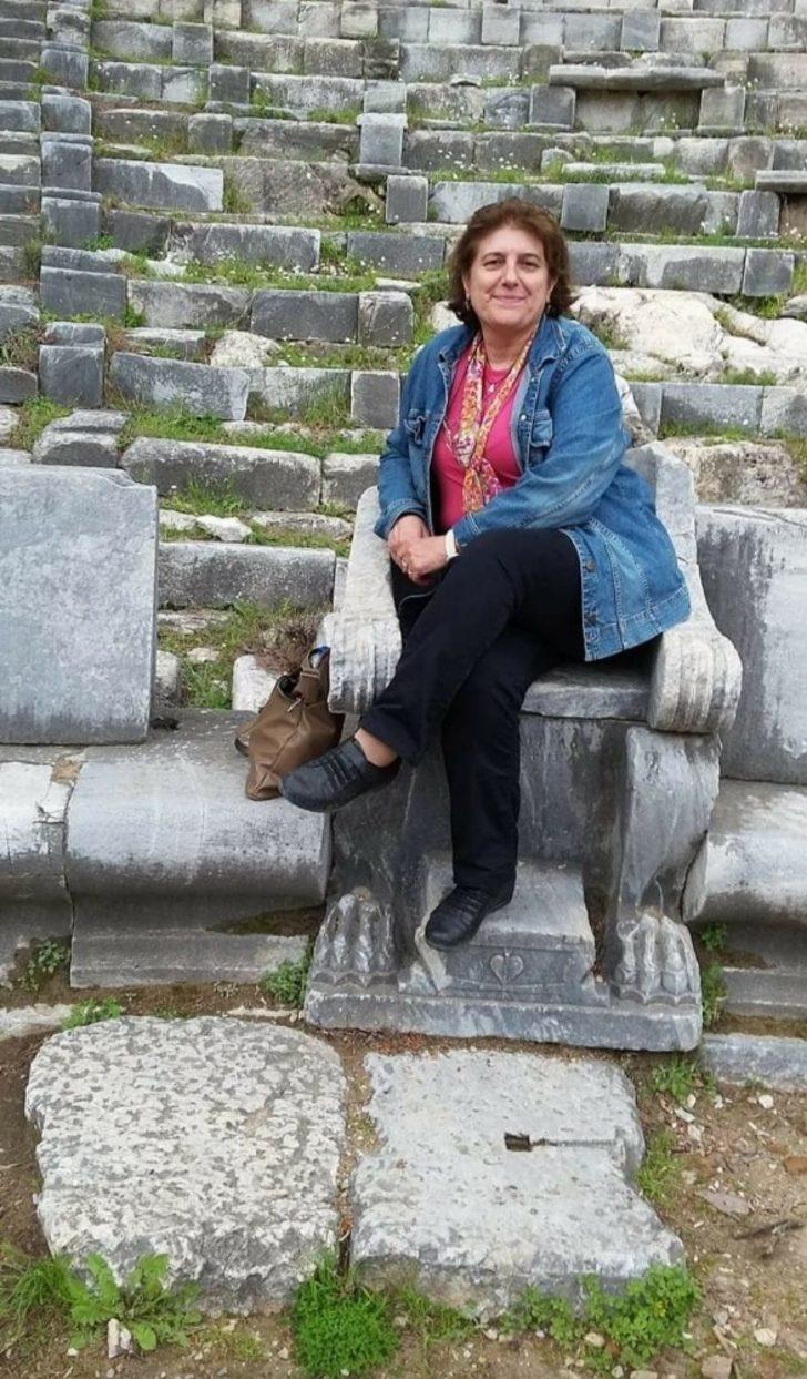 Depremde enkaz altında kalan Kulalı Nerrin Erakman’ı arama çalışmaları sürüyor G4