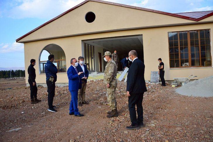 Vali Hüseyin Öner, Yalnızçam Kayak Merkezinde sezon hazırlıklarını yerinde inceledi G2