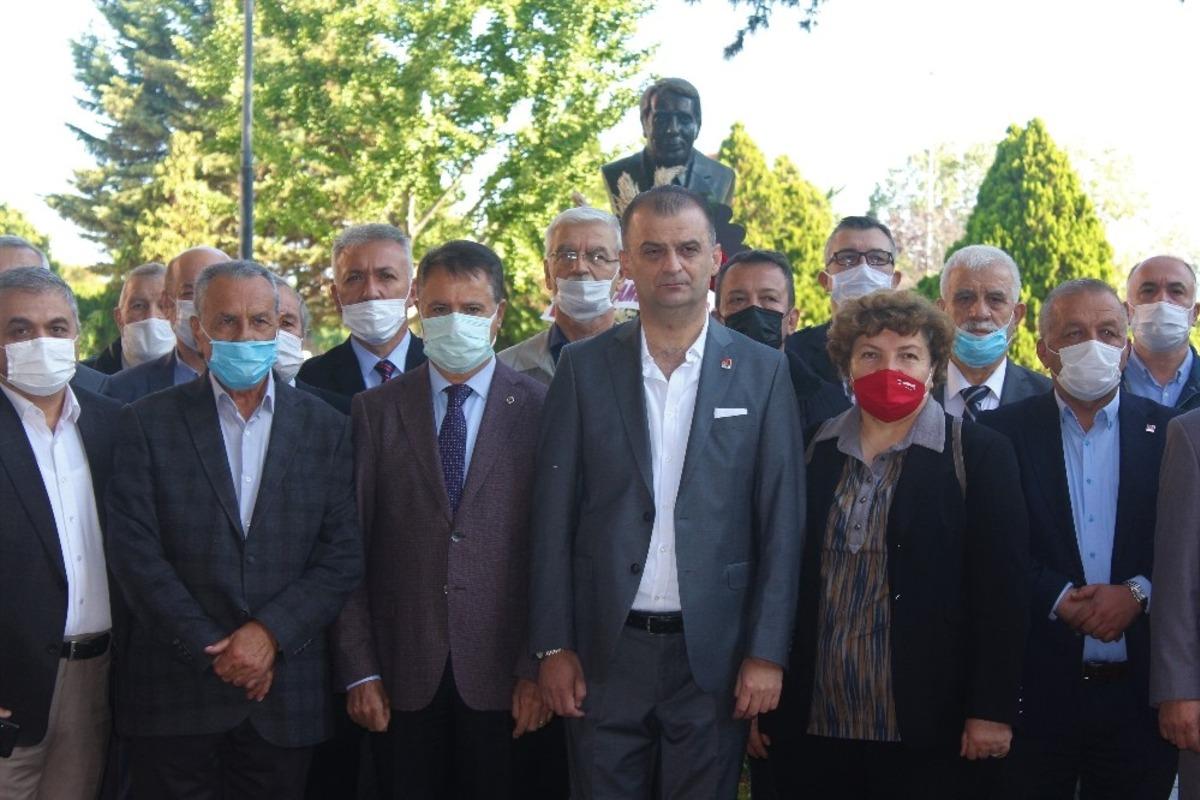 Muzaffer &Ouml;nder anıldı