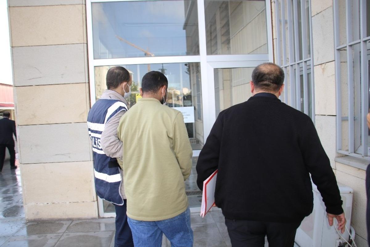 Kapıları &ccedil;alan hırsızlık ş&uuml;phelisi yakalandı