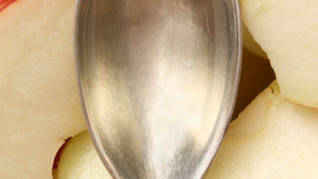 Ünlüler kullanıyor! Selülit gidermek için elma sirkesi ve...