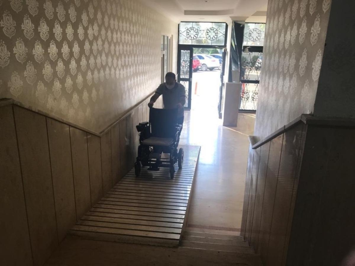 Gaziantep&rsquo;te kurulan at&ouml;lye ile engellilerin eli ve ayağı oluyor