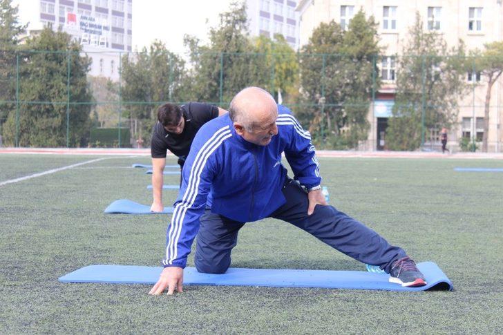Gazi Üniversitesi’nde Rektör Yıldız eşliğinde Fiziksel Aktivite Programı G3