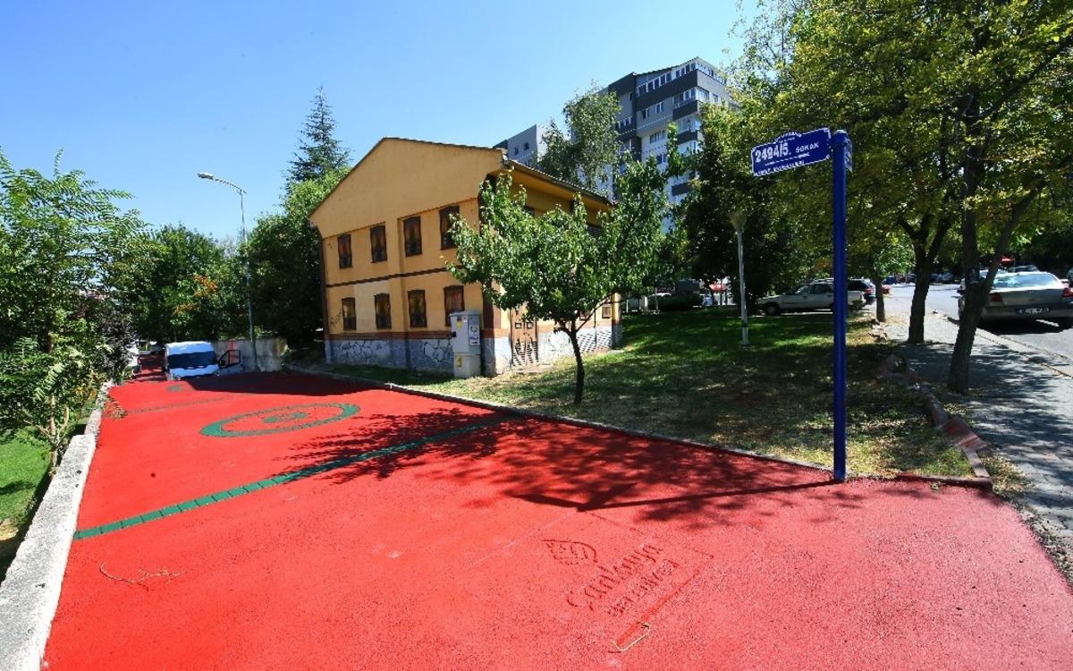 &Ccedil;ankaya renkli kaldırımlar ile canlanıyor
