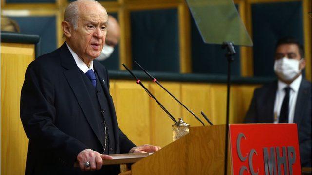 İzmir depremi: MHP lideri Bahçeli 'Keşke birkaç metrekare fazla pay alma uğruna riskli binalarda oturmak tercih edilmeseydi' dedi