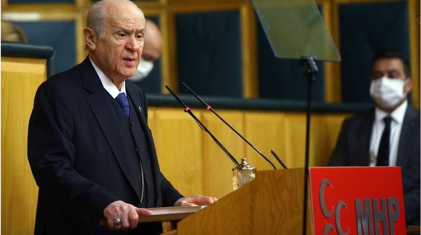 İzmir depremi: MHP lideri Bahçeli 'Keşke birkaç metrekare fazla pay alma uğruna riskli binalarda oturmak tercih edilmeseydi' dedi