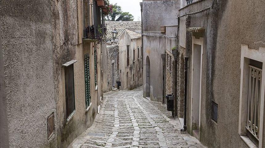 İtalya’nın Salemi kasabasındaki evler 1 avrodan satışa çıkacak