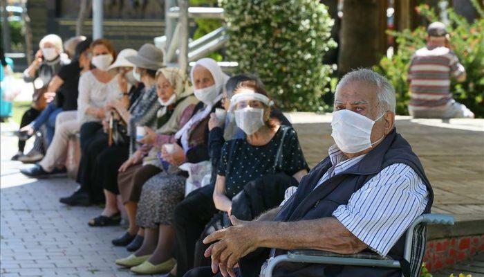Bursa'da 65 yaş ve üzeri vatandaşlara sokağa çıkma kısıtlaması getirildi