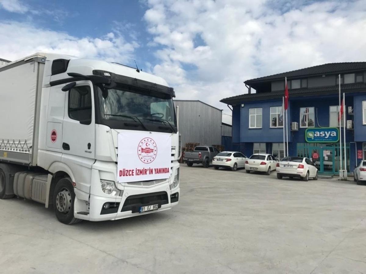 D&uuml;zce&rsquo;de depremzedeler i&ccedil;in harekete ge&ccedil;ti