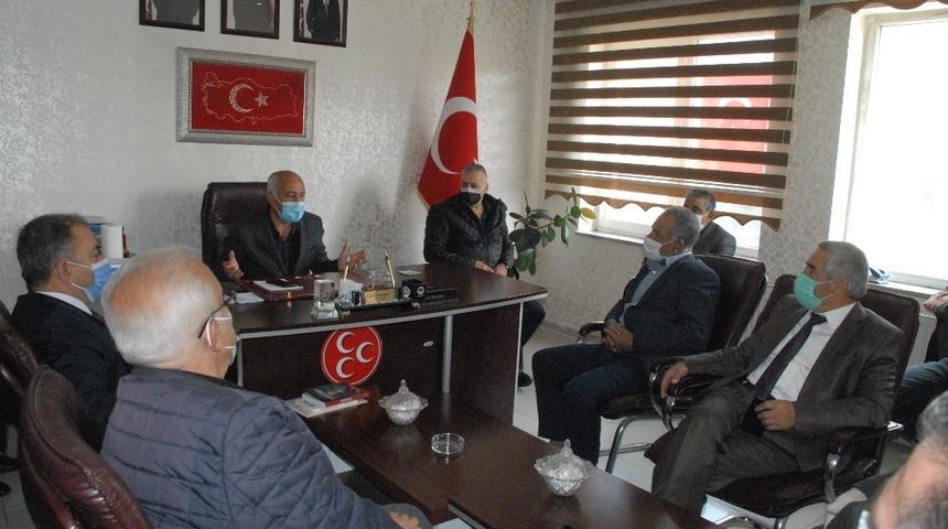 MHP Van İl Başkanlığının yeni y&ouml;netimi ilk toplantısını ger&ccedil;ekleştirdi