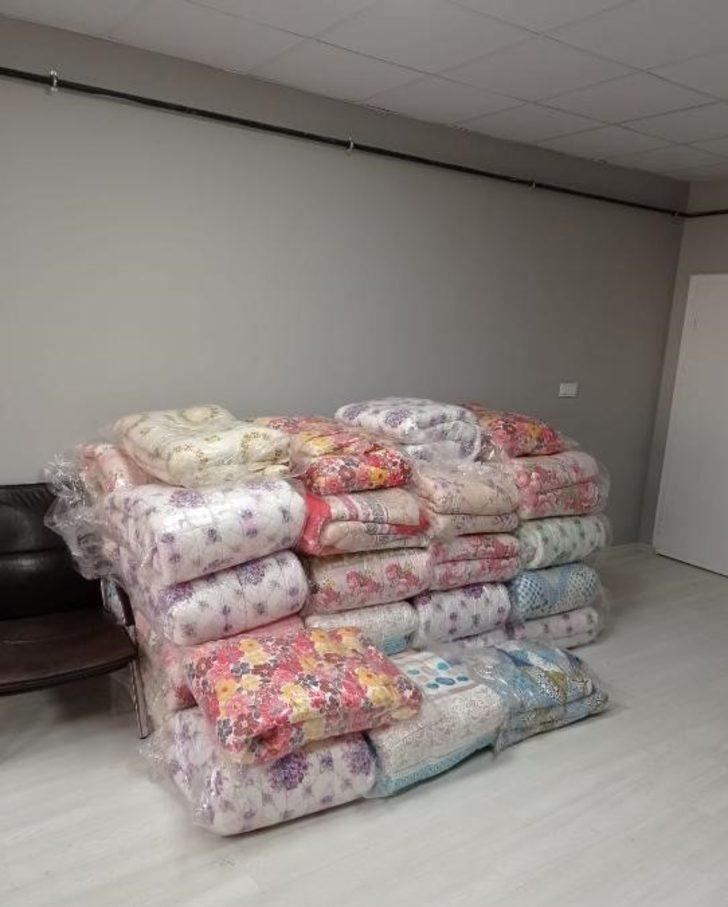 İzmir’deki depremzedelere yorgan desteği G2