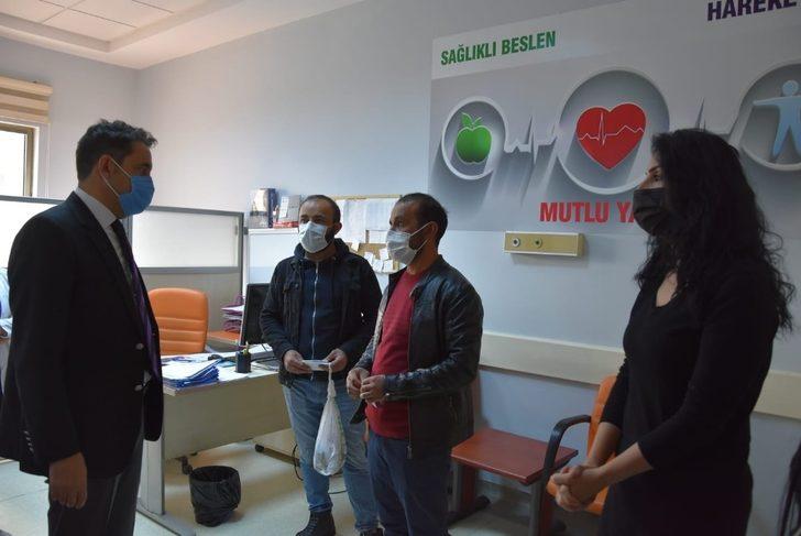 Koronayı yenen başhekim görevine başladı G3