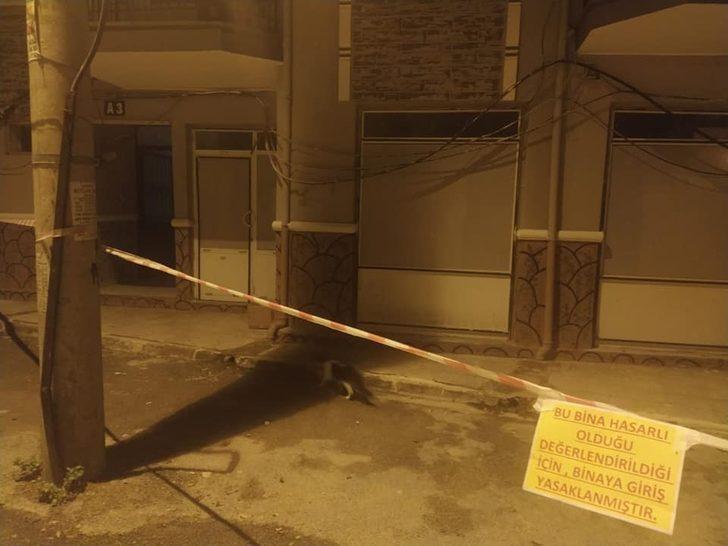 Kuşadası’nda 1832 hasar başvurusu yapıldı, 56 ağır hasarlı bina var G3