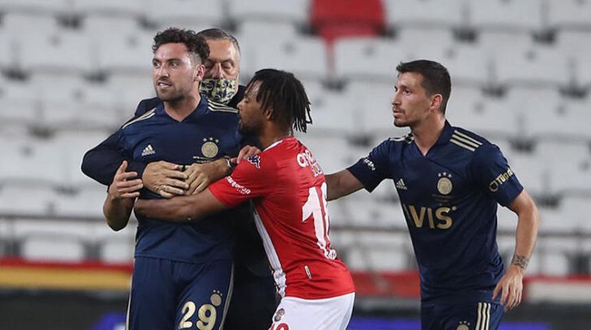 Fenerbahçe'de Sinan Gümüş PFDK'ya sevk edildi!