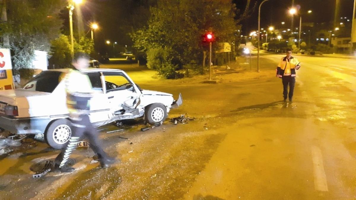 Kozan&rsquo;da trafik kazası: 2 yaralı
