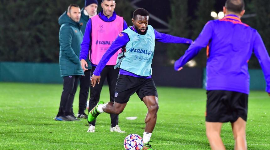 Başakşehir, Manchester United maçına hazır