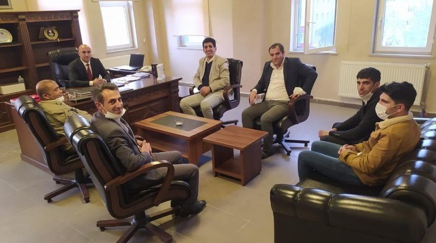 Ağrı Yurt Ay Der Başkanı Çirik’ten, İl Müdür Yardımcısı Sönmez’e hayırlı olsun ziyareti