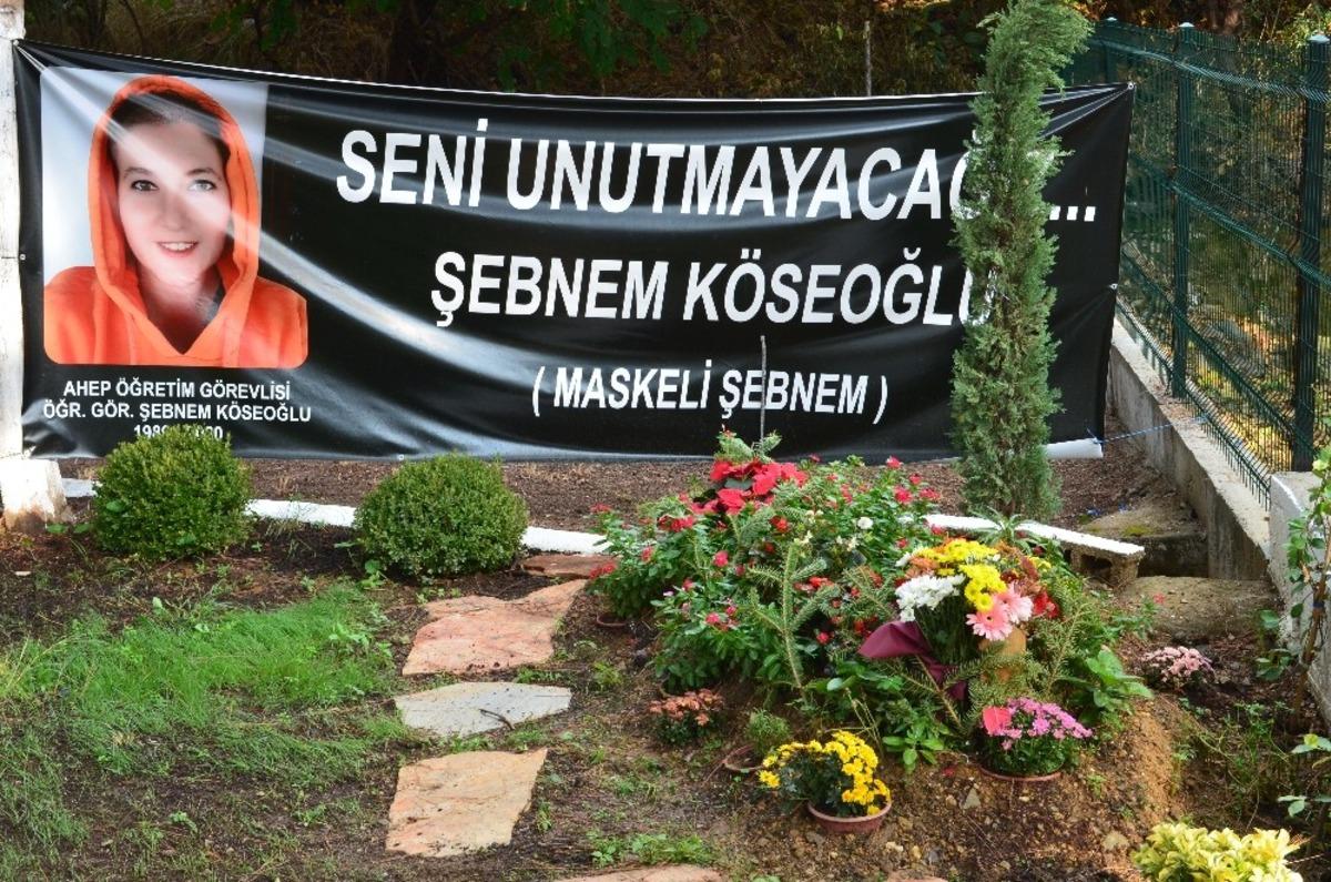 Kansere yenik d&uuml;şen Şebnem Hoca unutulmadı