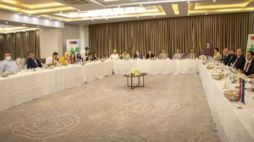 Mesleki ve Teknik Eğitim ile Sosyal Uyum Projesi&rsquo;nin lansmanı Mersin&rsquo;de yapıldı