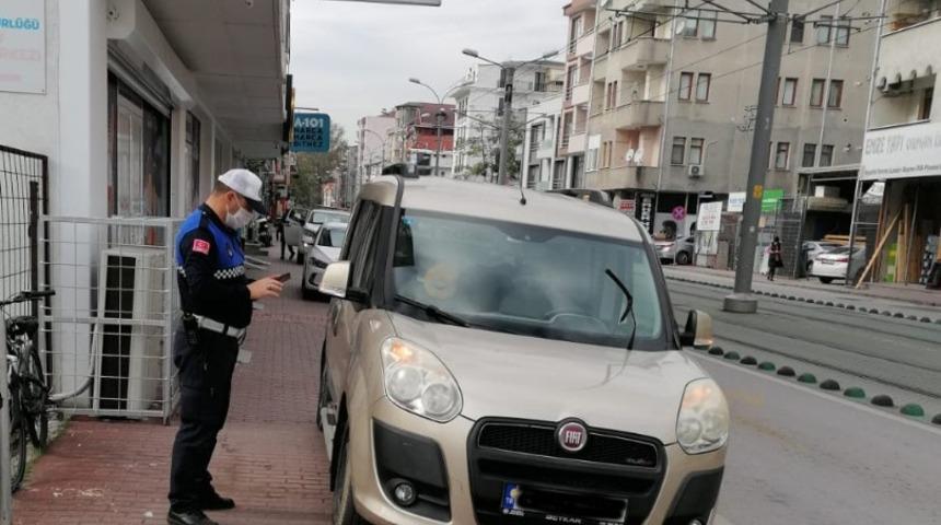 Kocaeli’de kaldırım parklanmalarına geçit yok