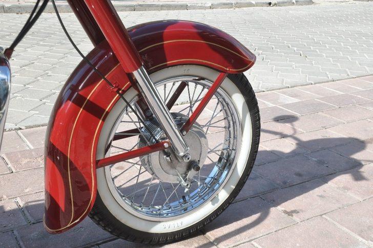 51 yaşındaki efsaneyi hayata döndürdü G4