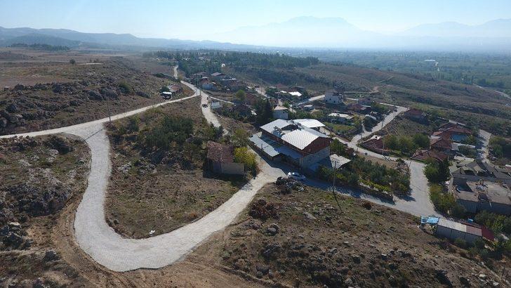 Pamukkale ilçesinde cadde ve sokaklarda güzelleştirme çalışmaları devam ediyor G4