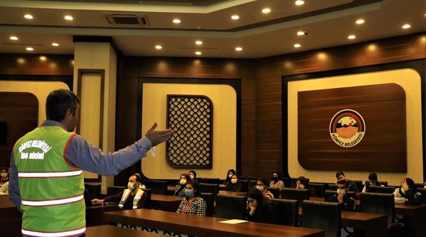 Stajyer &ouml;ğrencilere &lsquo;kurum k&uuml;lt&uuml;r&uuml;&rsquo; anlatıldı