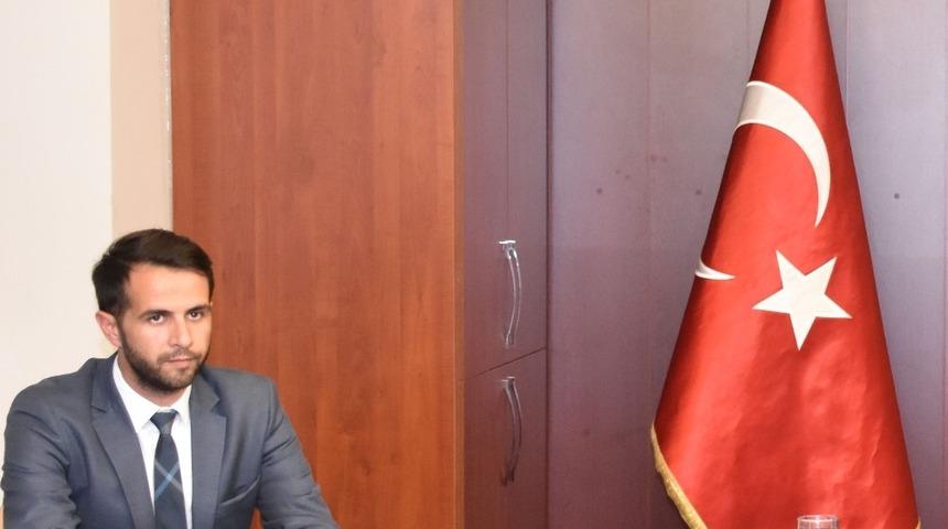 Karab&uuml;k TSO Meclis Başkanı Yılmaz&rsquo;dan 60 bin TL&rsquo;lik cihaz ve malzeme bağışı