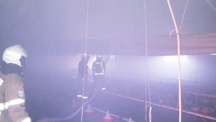 Burhaniye’de kümes yangını G4