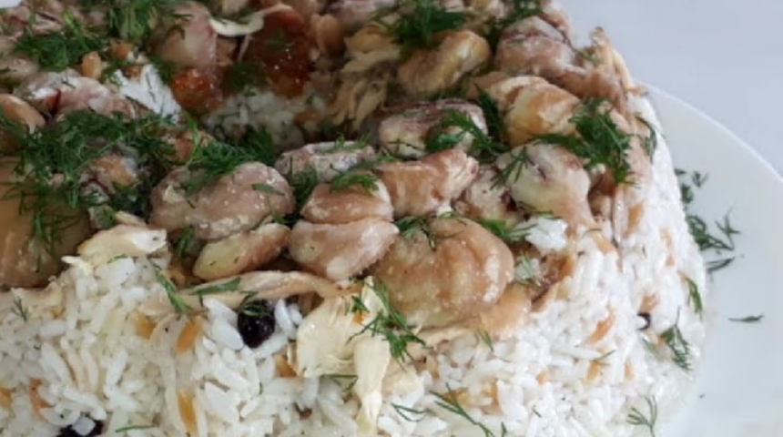 Gelinim Mutfakta tavuklu saray pilavı nasıl yapılır? Tavuklu saray pilavı tarifi nedir? Tavuklu saray pilavı malzemeleri nelerdir? İşte tavuklu saray pilavı tarifi...