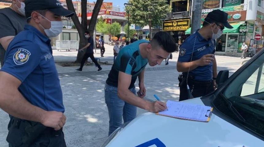 Isparta&rsquo;da maske takmayan bin 235 kişiye 1 milyon 111 bin TL ceza uygulandı
