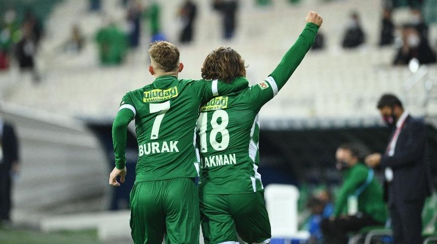 Bursaspor’un genç futbolcuları Ali Akman ve Burak Kapacak Ümit Milli Takım’a çağrıldı