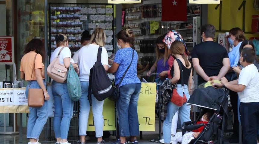 Denizli&rsquo;de iş yerleri saat 22.00&rsquo;de kapatılacak