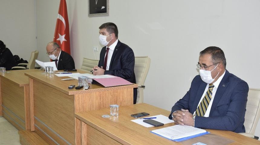 Burdur Belediye Başkanı Ercengiz tedbir amaçlı karantinada