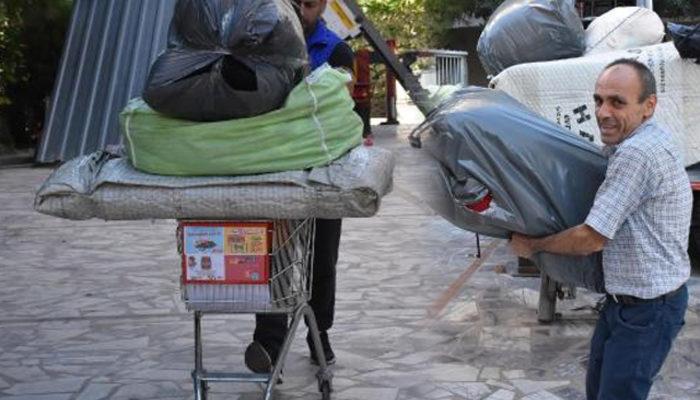 İzmir'deki depremde evleri zarar gören depremzedeler taşınıyor