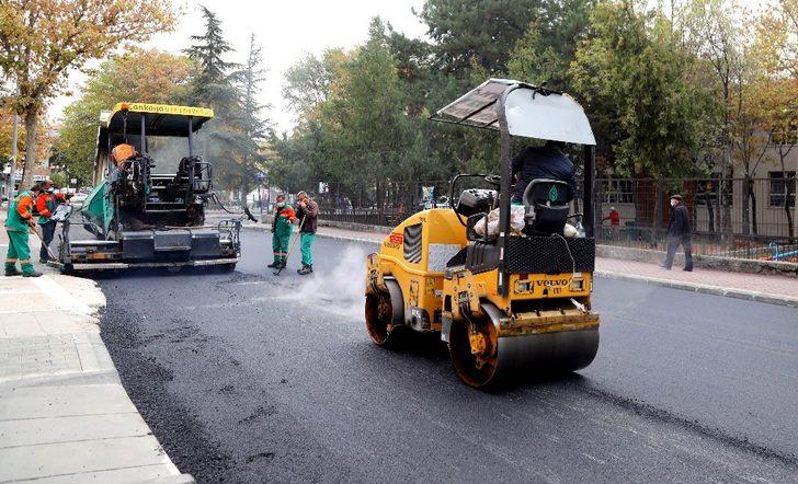 Çankaya Belediyesi sezon sonuna doğru asfalta hız verdi G2