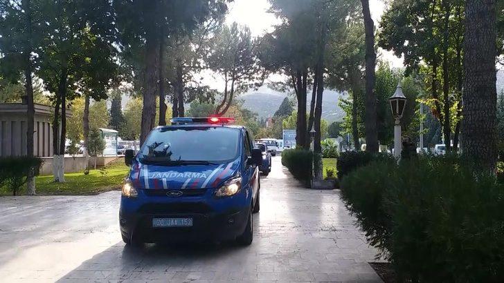 Denizli ve Bolu’da yakalanan suç çetesinden 2 kişi tutuklandı G5