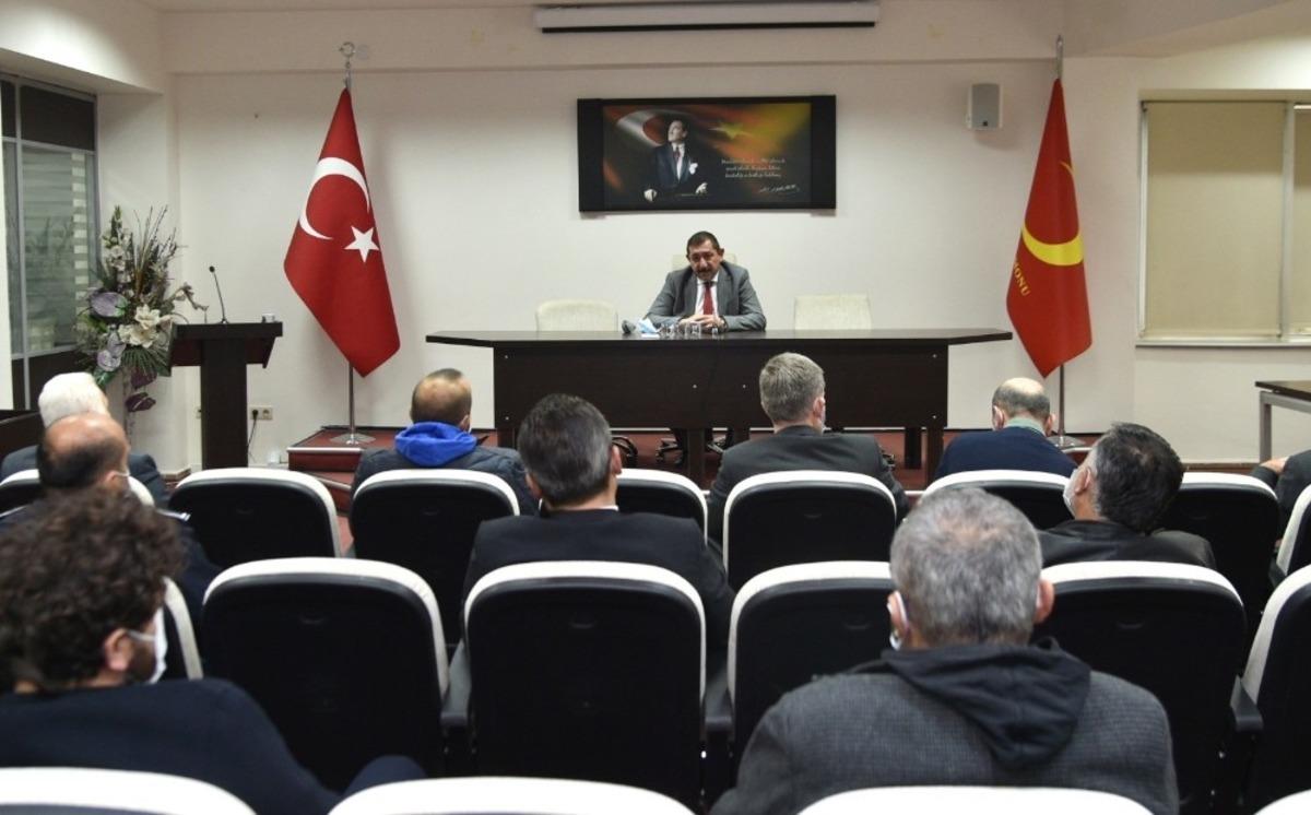 Başkan Vidinlioğlu, oto galerici esnafıyla bir araya geldi