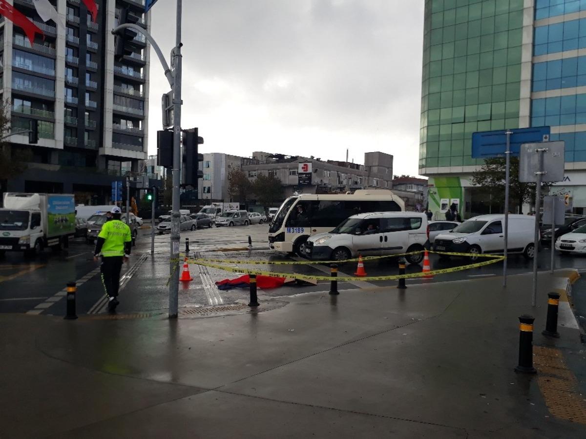 Hafriyat kamyonu dehşeti: 1 &ouml;l&uuml;