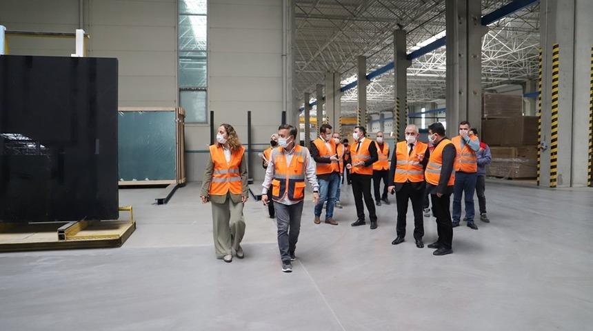 D&uuml;zce Cam&rsquo;a &uuml;niversite sanayi işbirliği ziyareti