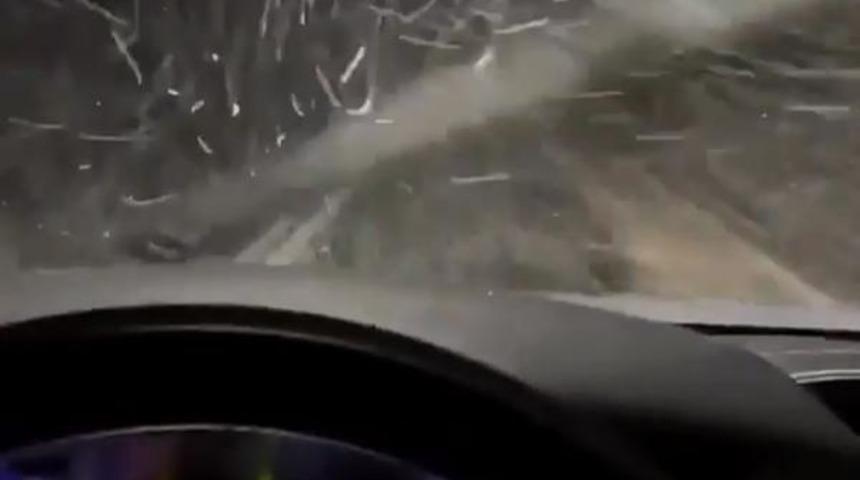 Antalya'ya mevsimin ilk karı yağdı