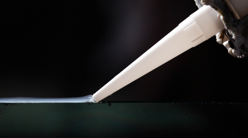 &Ccedil;imento gibi sert yapıyor! Karbonat ve Japon yapıştırıcısıyla...