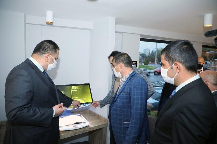 Meclis üyelerinden kütüphaneye tam not G3