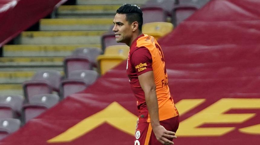 Galatasaray'da Falcao idmanı tamamlayamadı