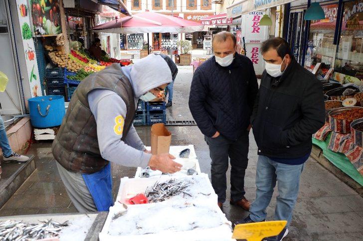 Alanda satanda balık fiyatlarına tepkili G3