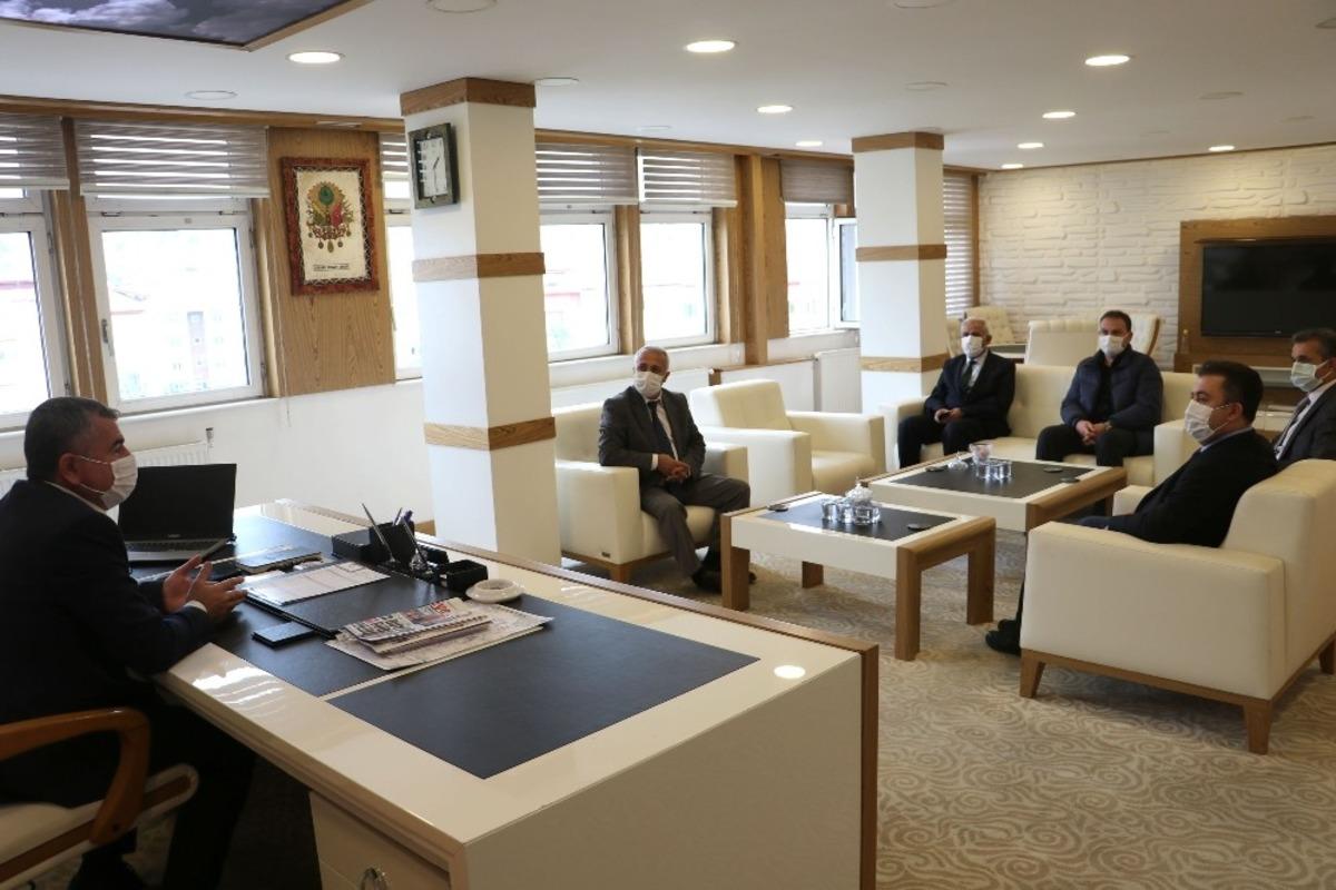 TCDD heyeti Havza Belediye Başkanı &Ouml;zdemir&rsquo;i ziyaret etti