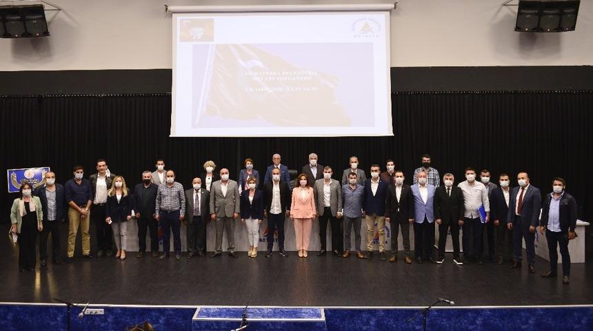 Muratpaşa meclisinin huzur haklarını İzmir’e